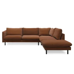 Bjorn højrevendt sofa med pufafslutning