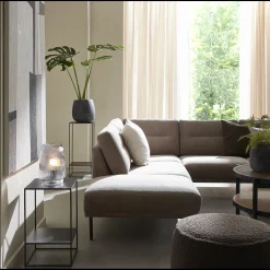 Larvik højrevendt hjørnesofa med chaiselong