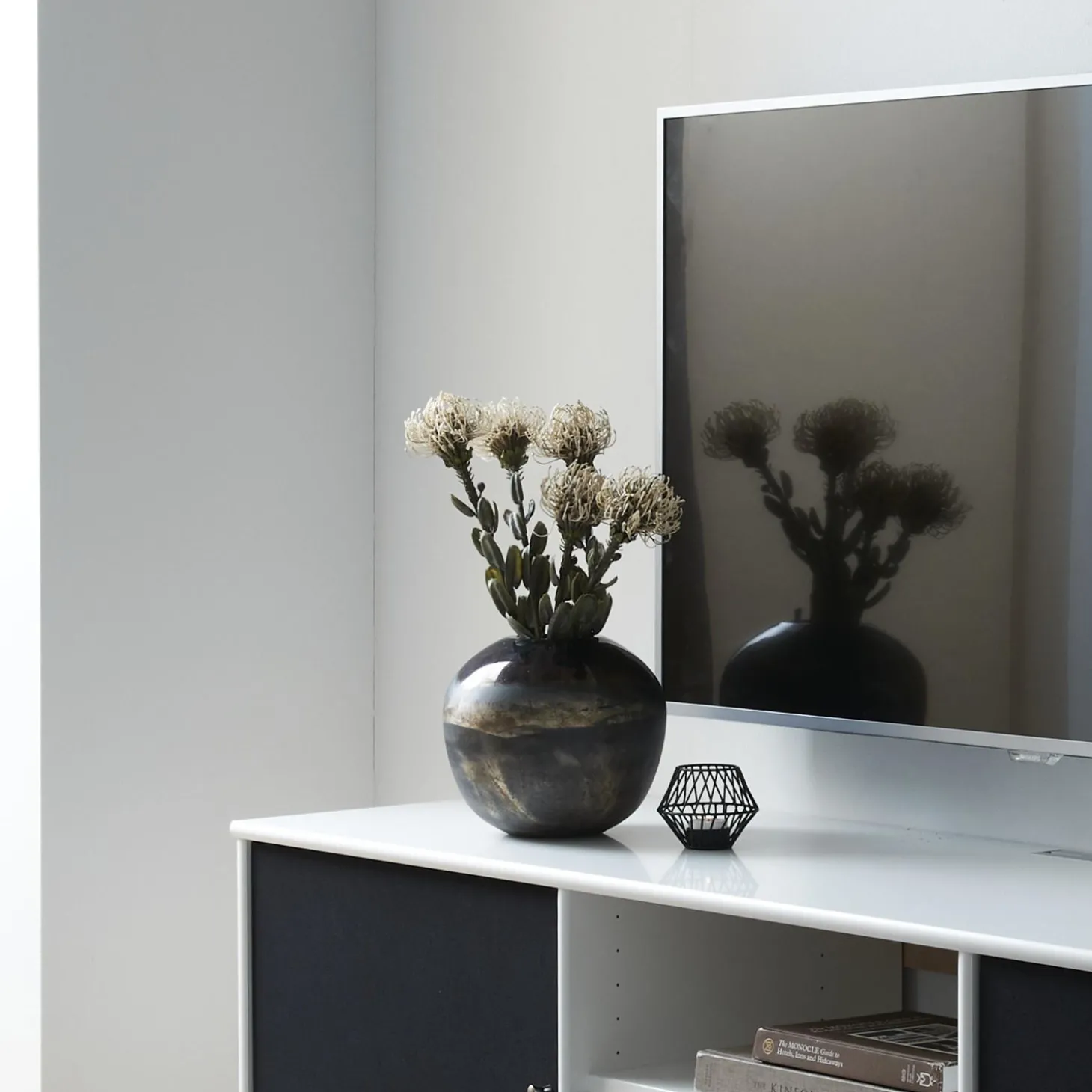Mistral av 232 TV møbel