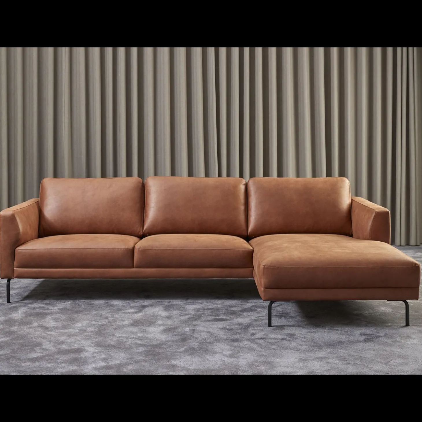 Springfield højrevendt sofa med chaiselong
