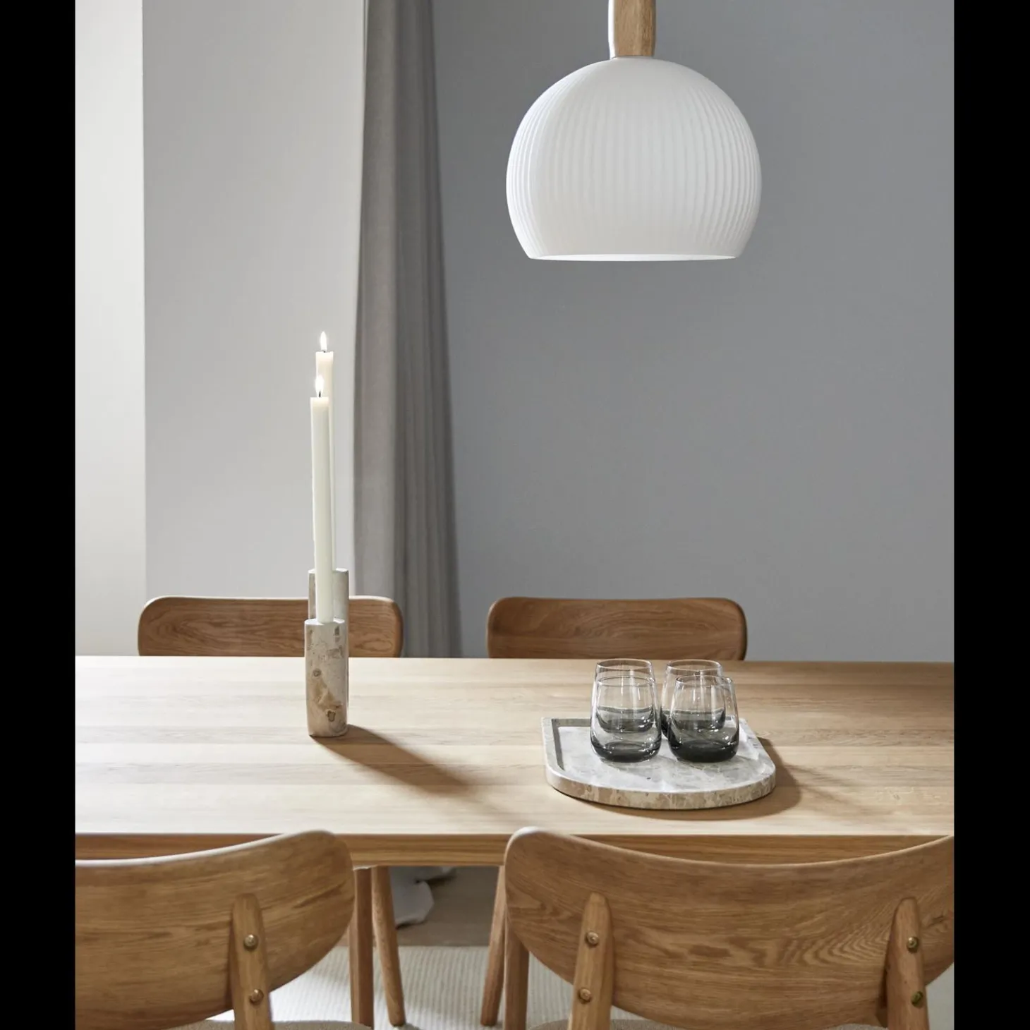 Timber 240 x 100 x 75 cm Spisebord 240 x 100 x 75 cm