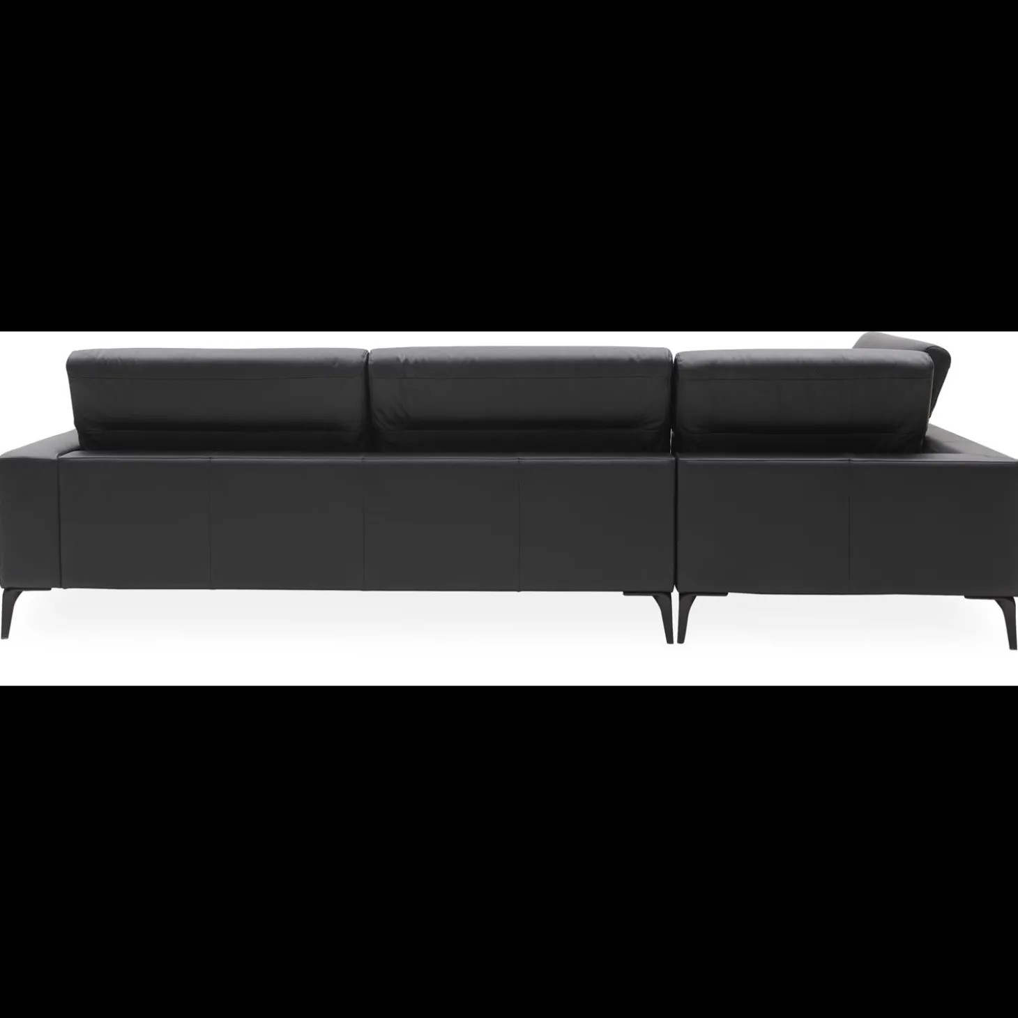 Volanti venstrevendt sofa med pufafslutning